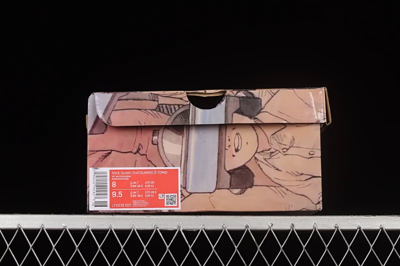 All Categories Nk SB Dunk Series Nk SB Dunk Low Low-top sneakers F version Otomo Katsuhiro x NK SB Dunk Low "Steamboy OST" Otomo Katsuhiro jointly branded SB low-top sports and leisure sneakers LF0039-002